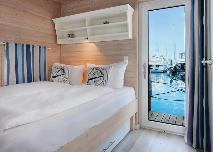 بوتيل Hausboot - Stina *