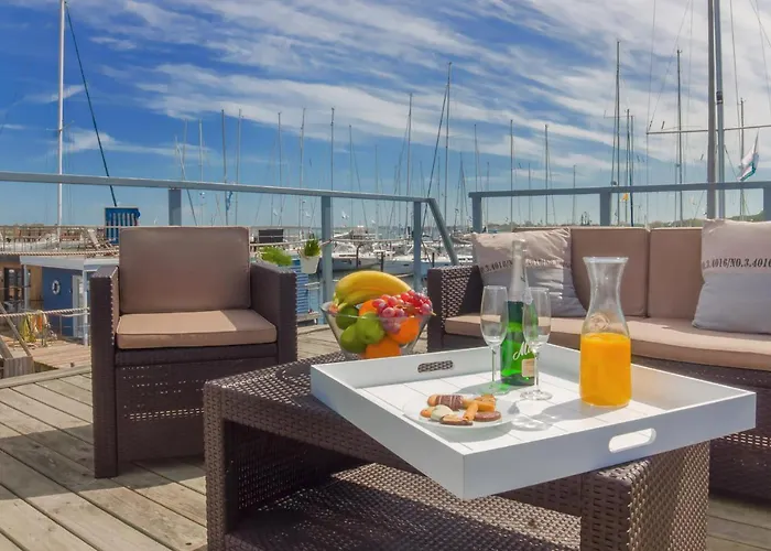 بوتيل Hausboot - Stina