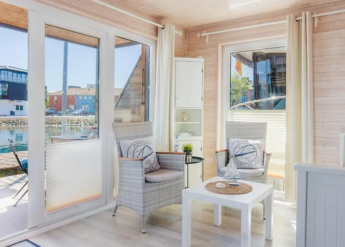 Hotel na wodzie Hausboot - Stina *